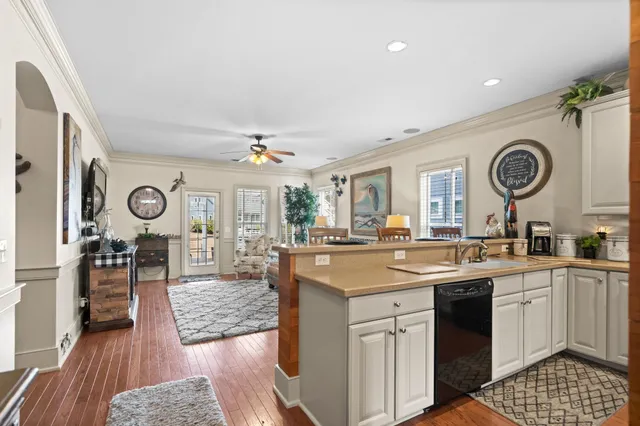 $389,900 | 118 Dreamland Drive, Murrells Inlet, SC 29576