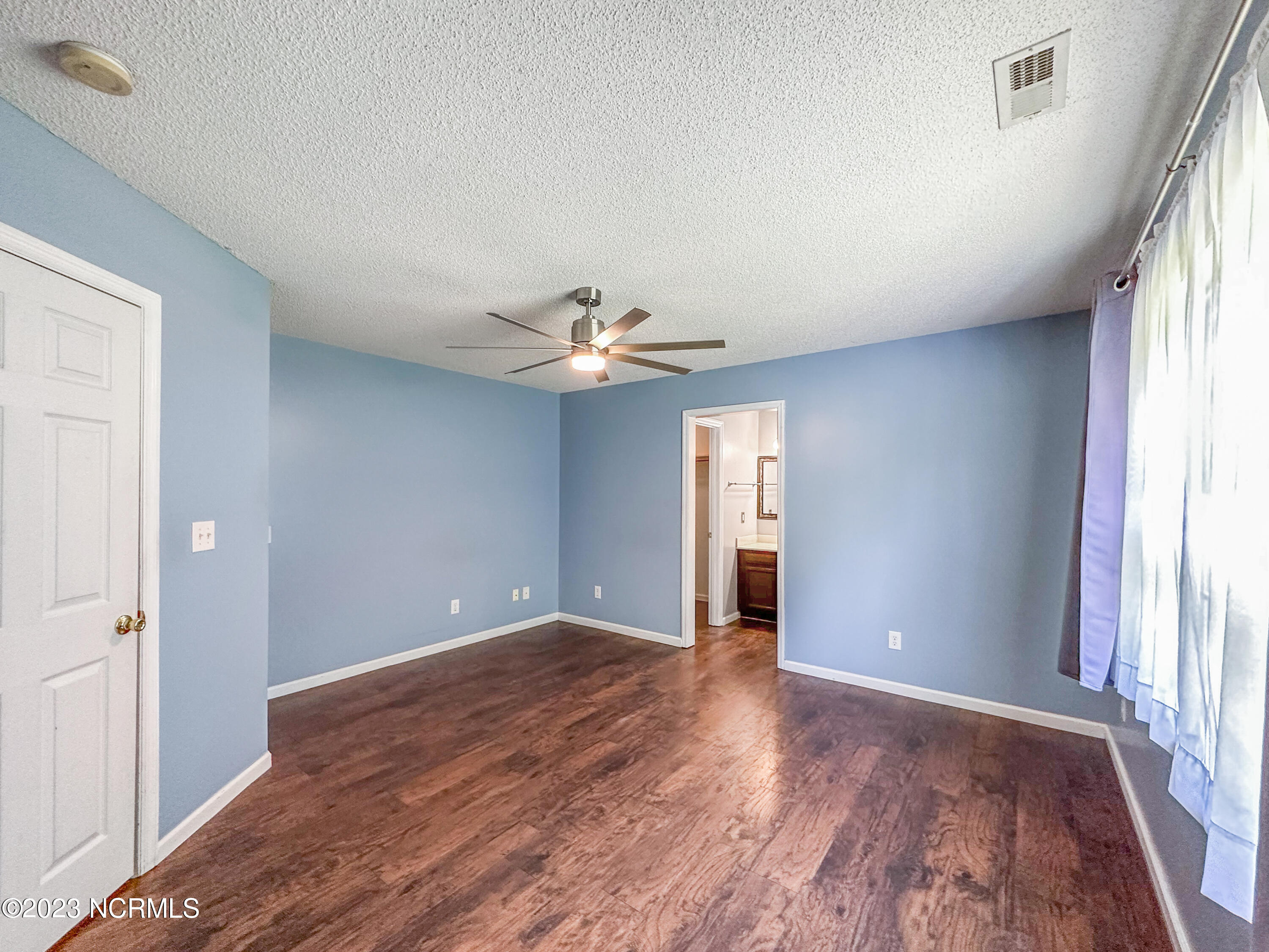 204 Liberty Park Road Jacksonville, NC 28540 - Photo 14 of 38 owner suite