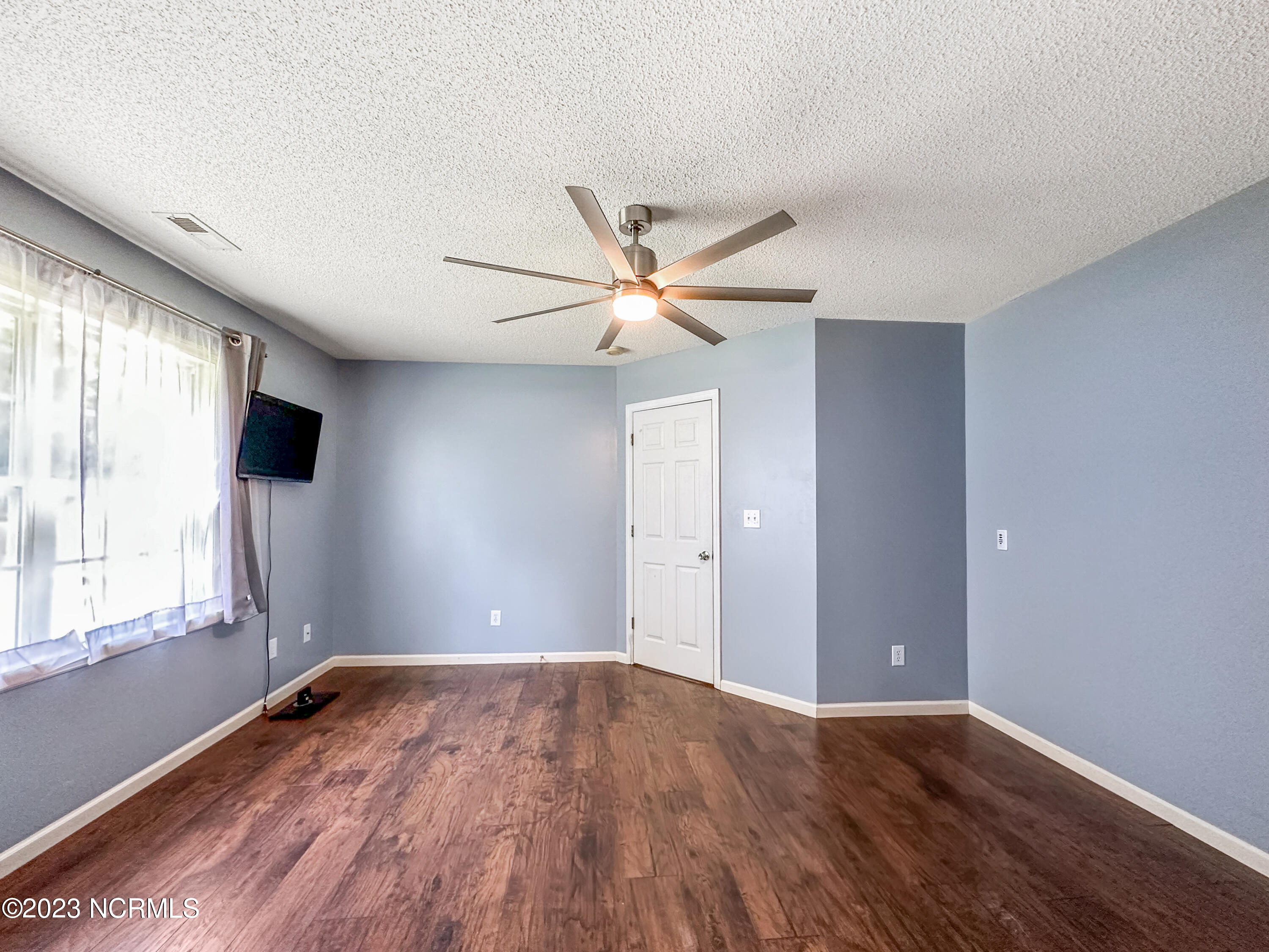 204 Liberty Park Road Jacksonville, NC 28540 - Photo 16 of 38 owner suite