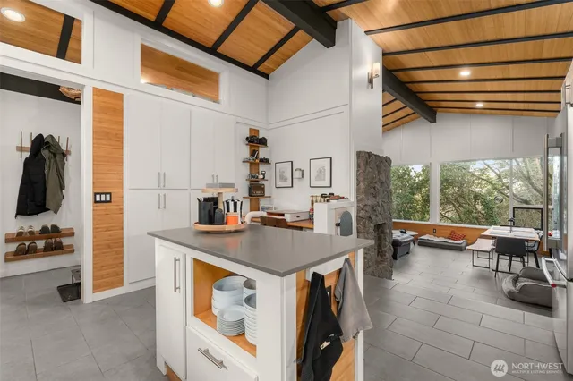 $1,750,000 | 15109 Southeast 53rd Place, Bellevue, WA 98006