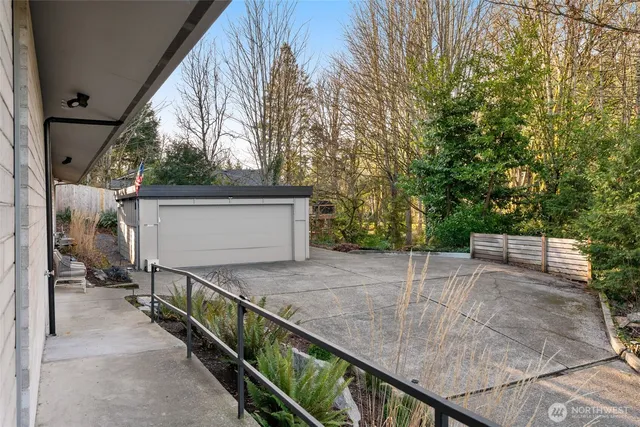 $1,750,000 | 15109 Southeast 53rd Place, Bellevue, WA 98006