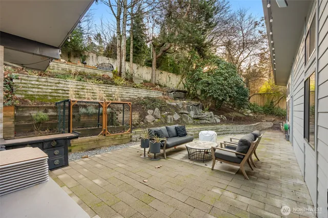 $1,750,000 | 15109 Southeast 53rd Place, Bellevue, WA 98006