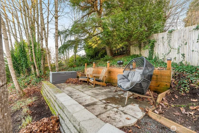 $1,750,000 | 15109 Southeast 53rd Place, Bellevue, WA 98006