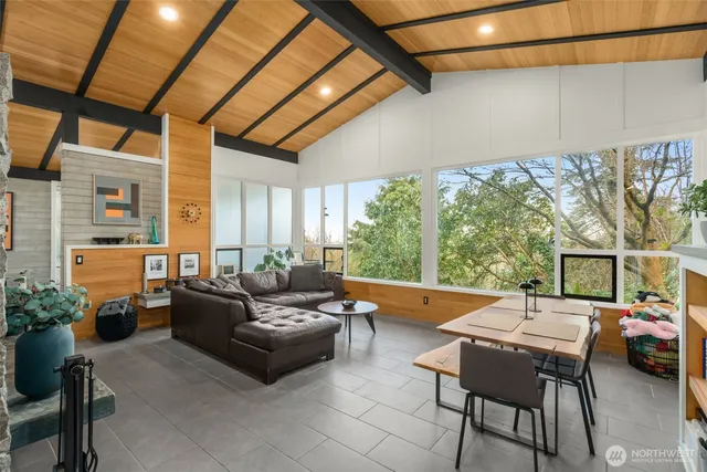 $1,750,000 | 15109 Southeast 53rd Place, Bellevue, WA 98006