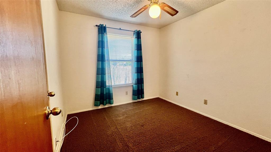 301 Garner Road Weatherford, TX 76086 - Photo 5 of 9 Gallery Image 5