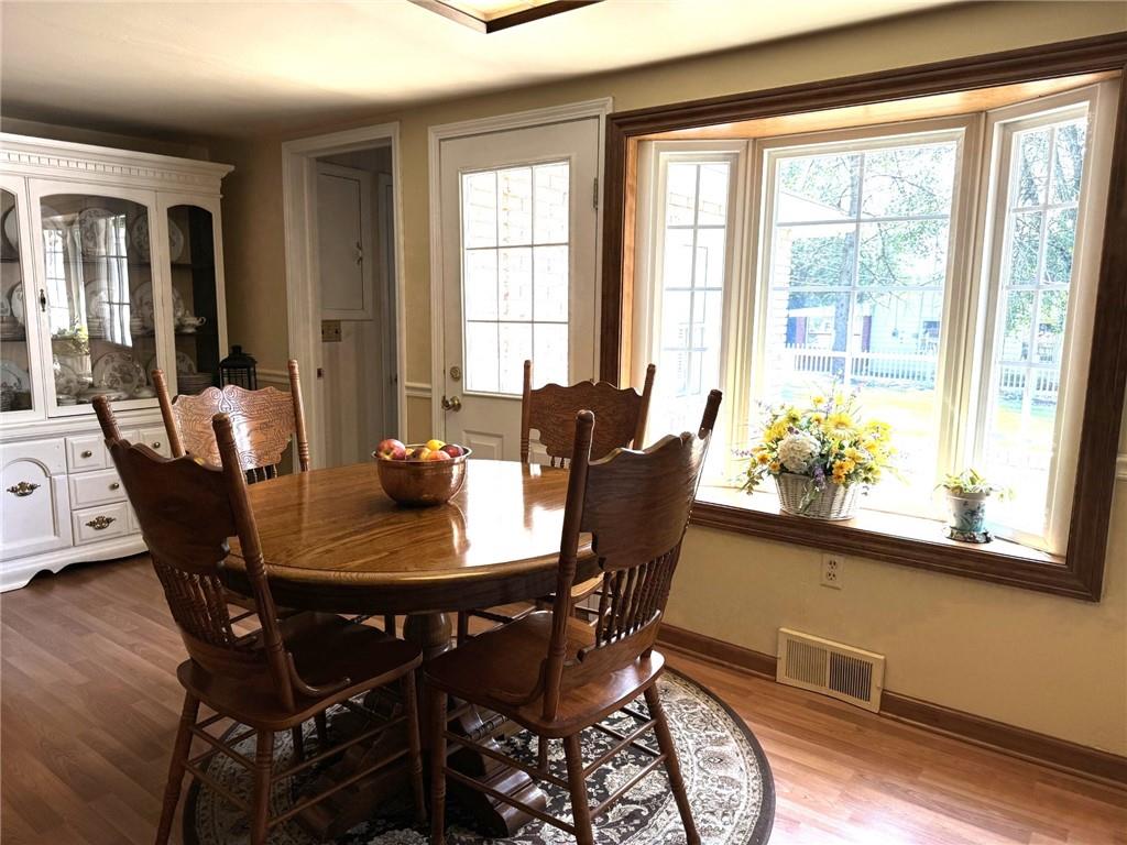 3113 Mercer Road New Castle, PA 16105 - Photo 4 of 16 Gallery Image 4