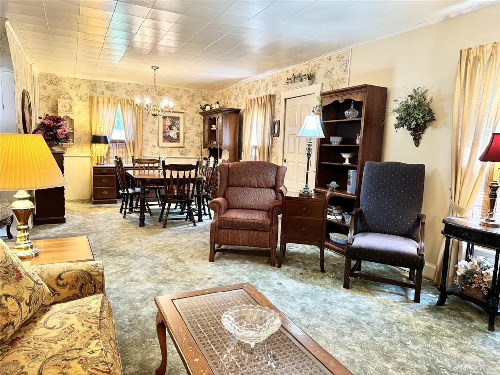 3113 Mercer Road New Castle, PA 16105 - Photo 5 of 16 Gallery Image 5