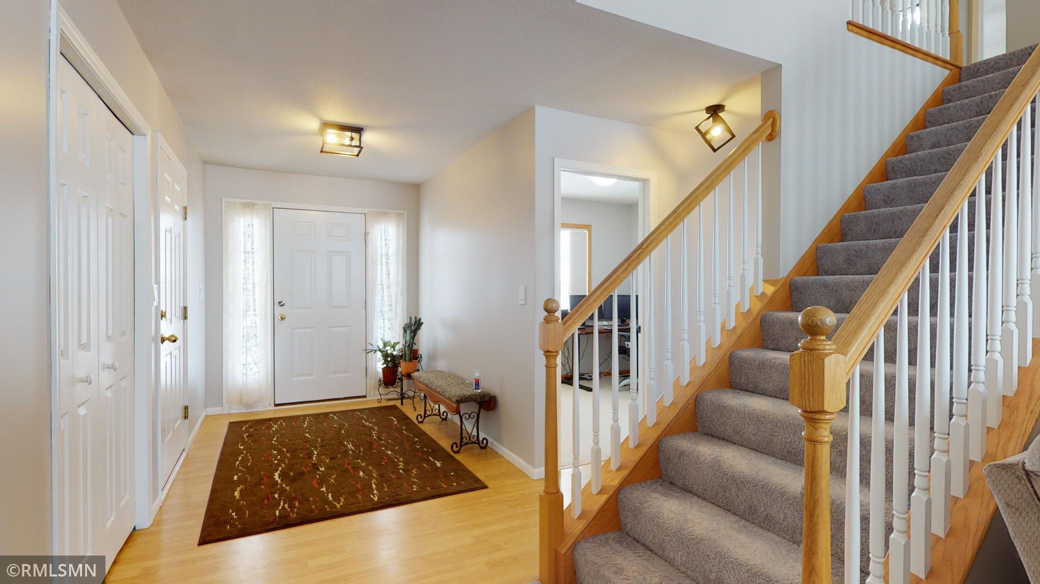 4536 Manor Park Drive Northwest Rochester, MN 55901 - Photo 2 of 36
