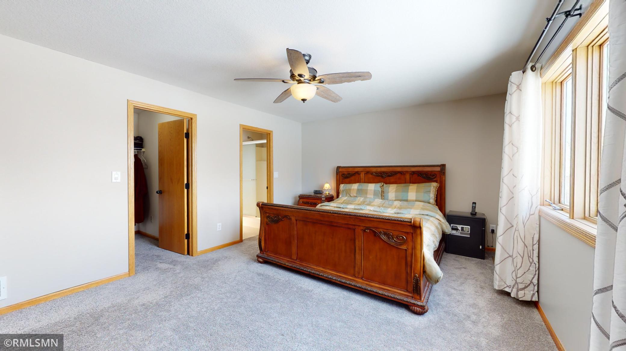 4536 Manor Park Drive Northwest Rochester, MN 55901 - Photo 15 of 36