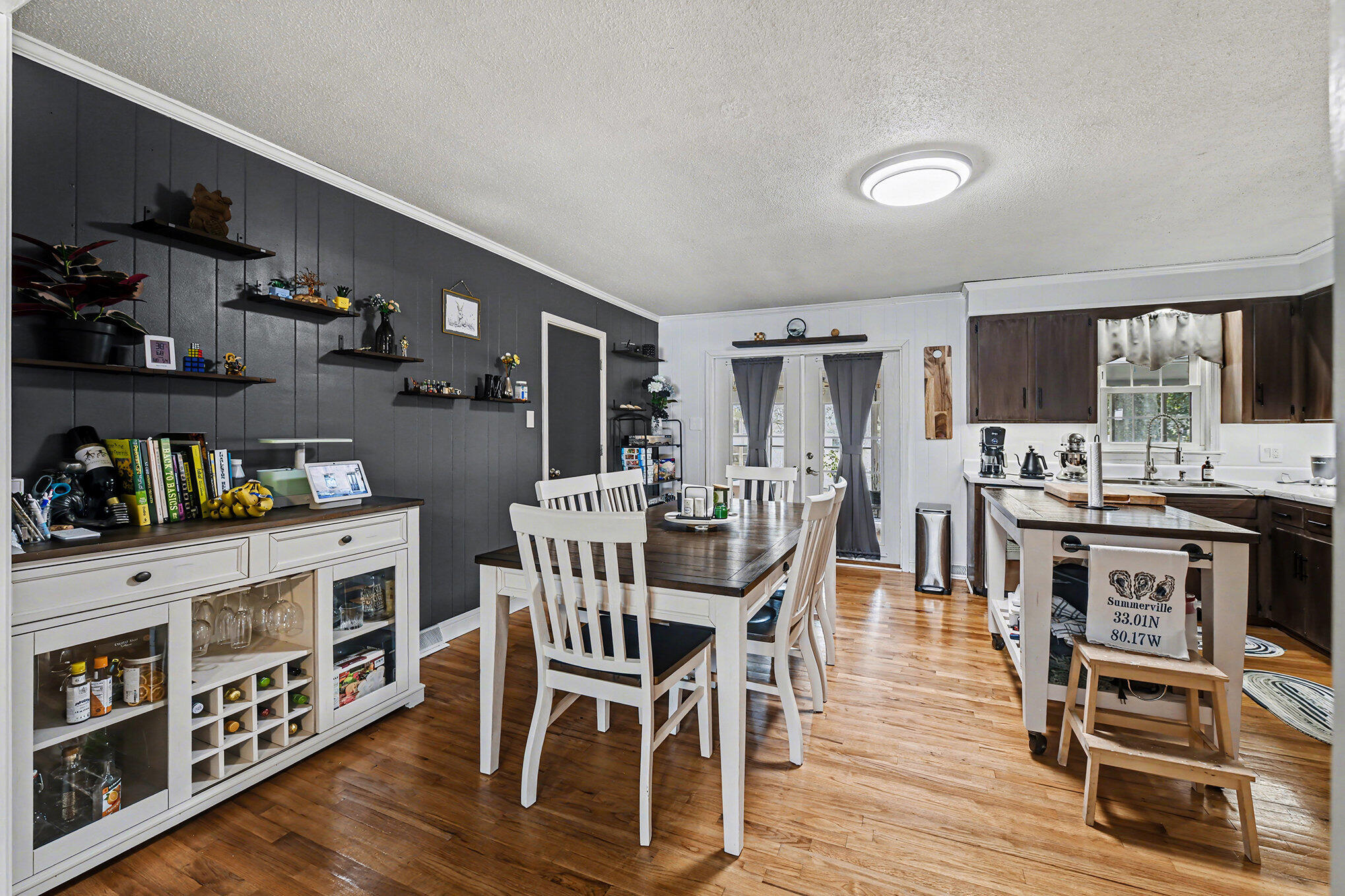 211 Janice Street Goose Creek, SC 29445 - Photo 7 of 36 Dining Area