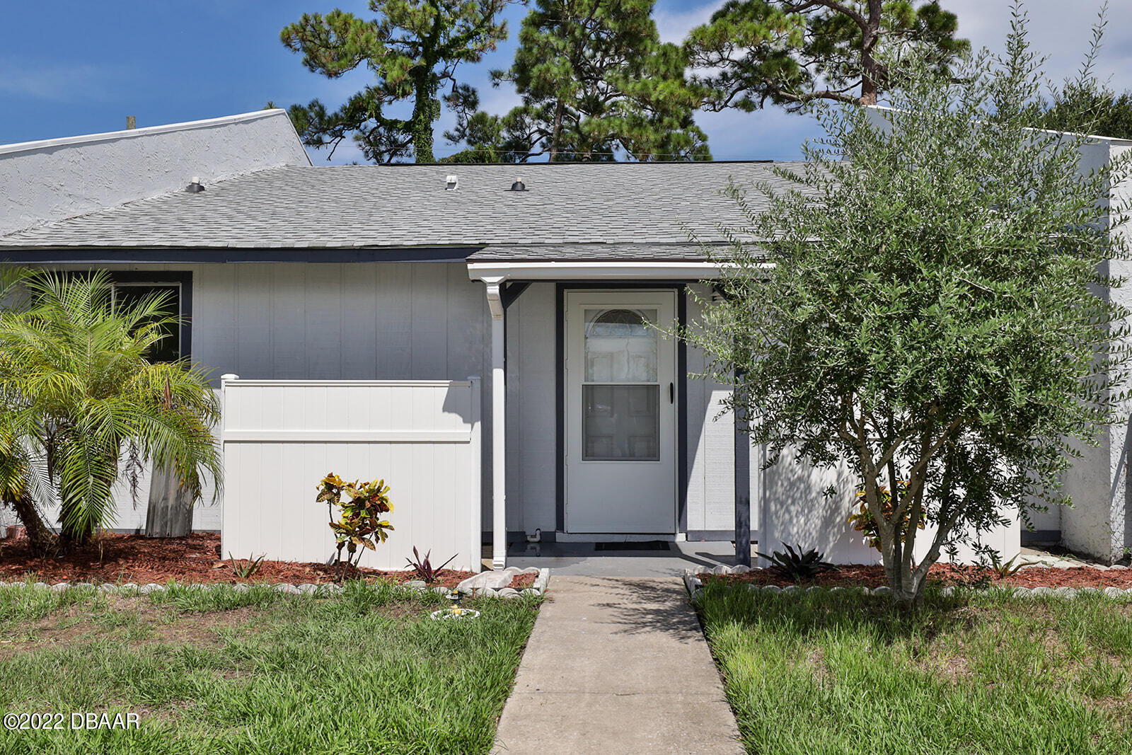 1677 Eastern Road South Daytona, FL 32119 - Photo 1 of 27 Front
