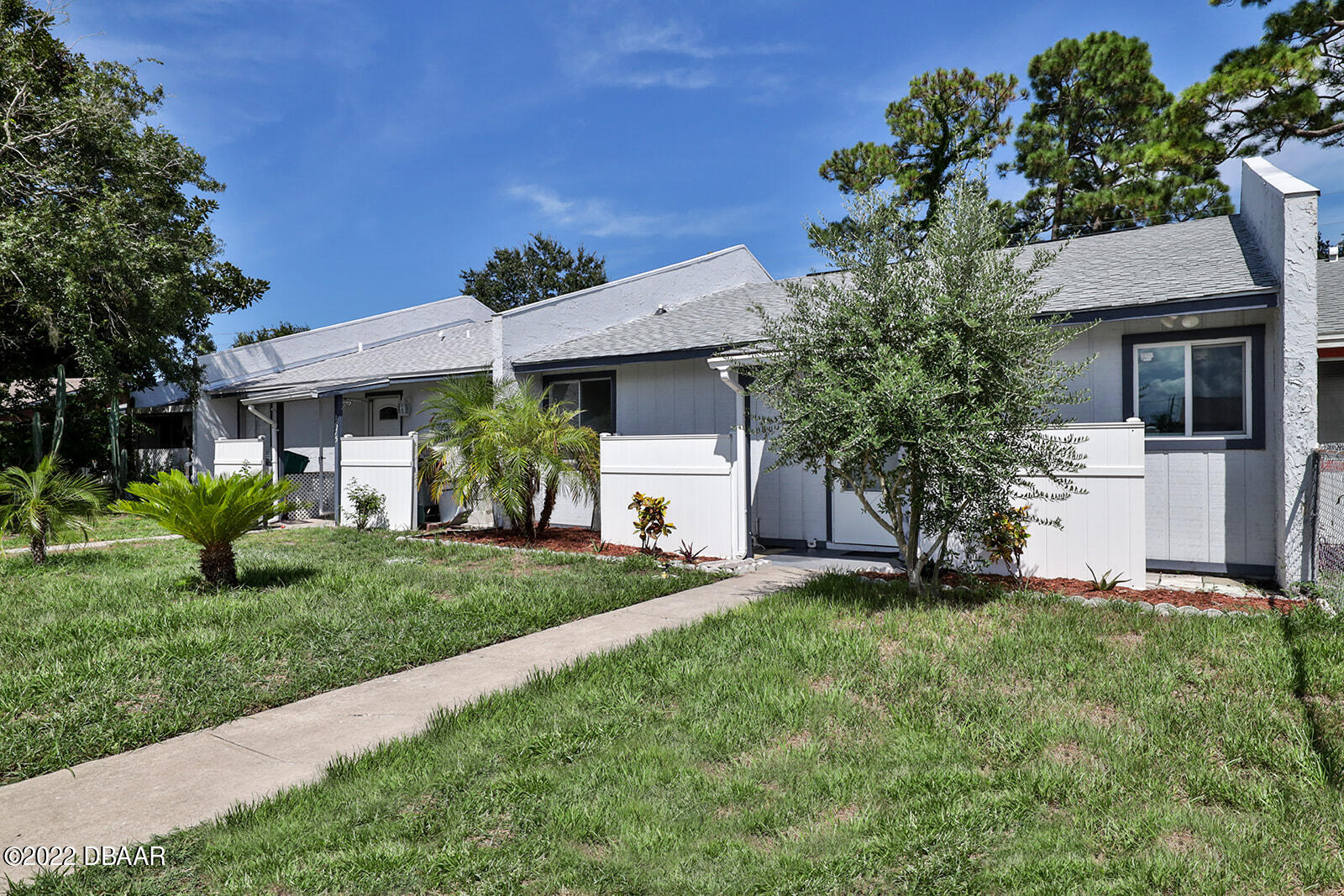 1677 Eastern Road South Daytona, FL 32119 - Photo 3 of 27 1677 Eastern Road-102