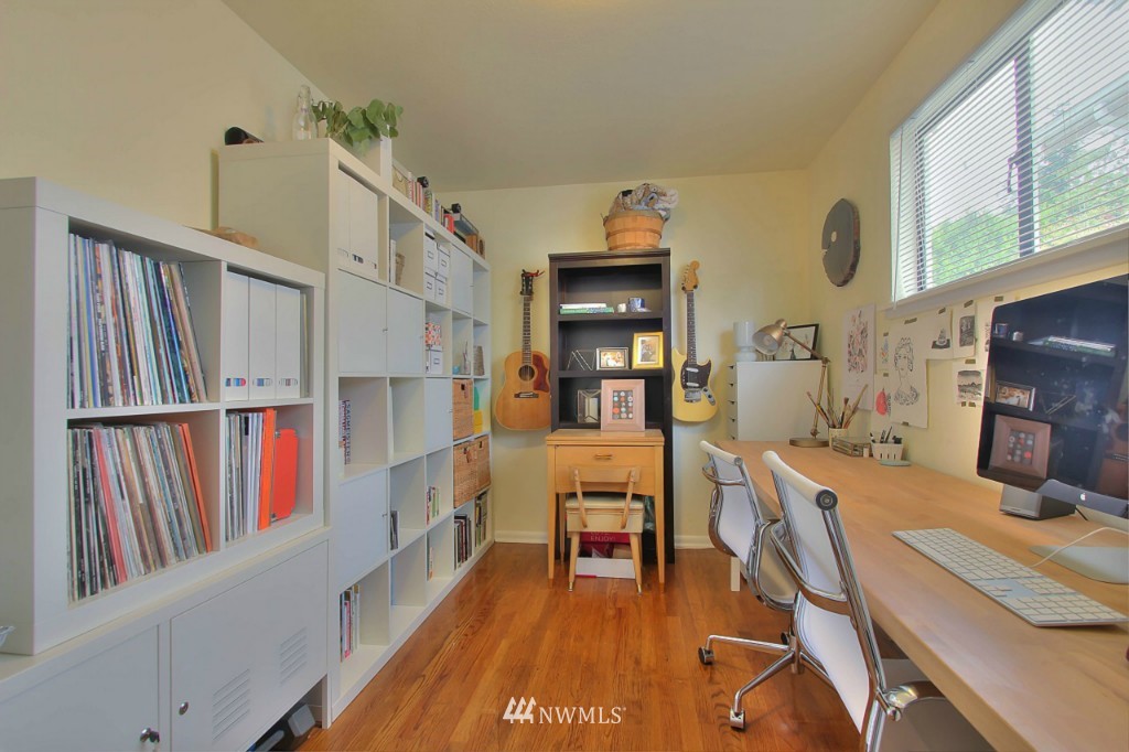 435 North 70th Street Seattle, WA 98103 - Photo 14 of 19 Gallery Image 14