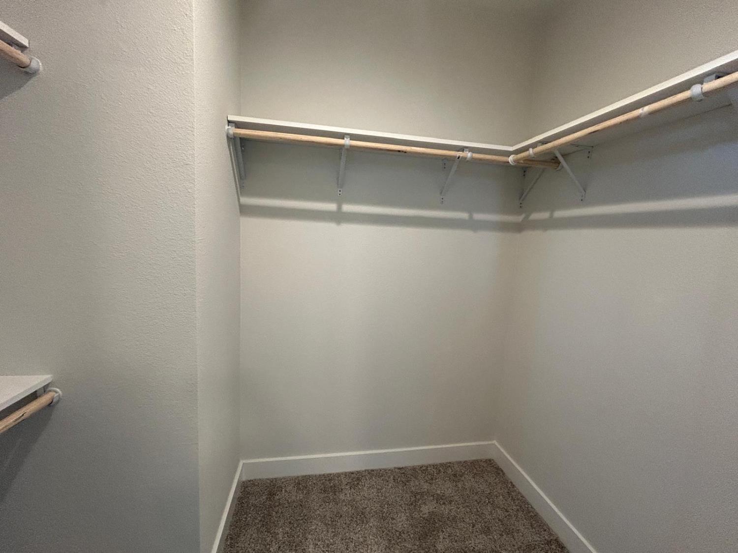 9060 Auburn Folsom Road, Unit 25 Granite Bay, CA 95746 - Photo 21 of 29 a view of an empty room