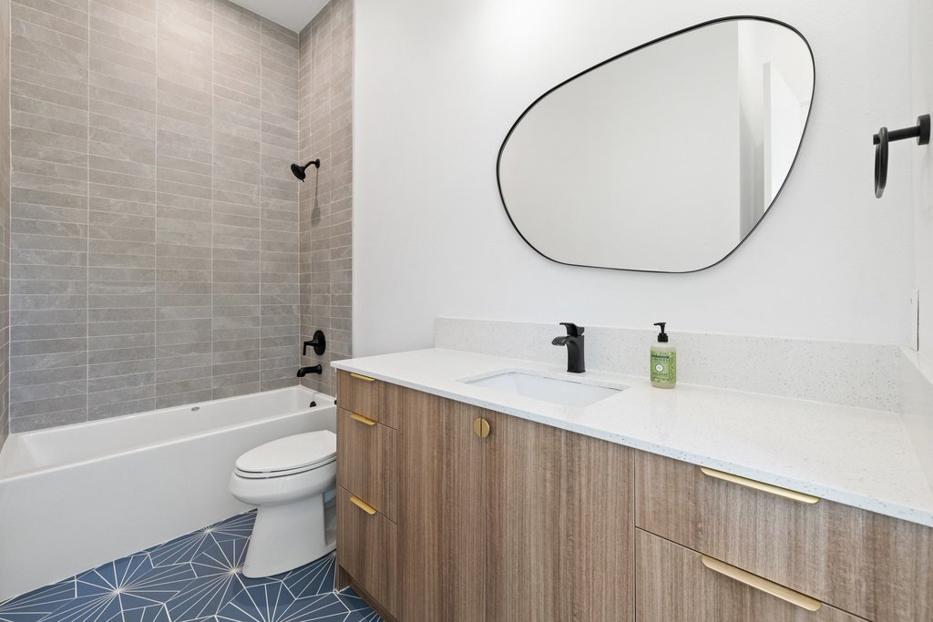 47 War Bonnet Wimberley, TX 78676 - Photo 29 of 40 Bathroom featuring vanity and tub / shower combination