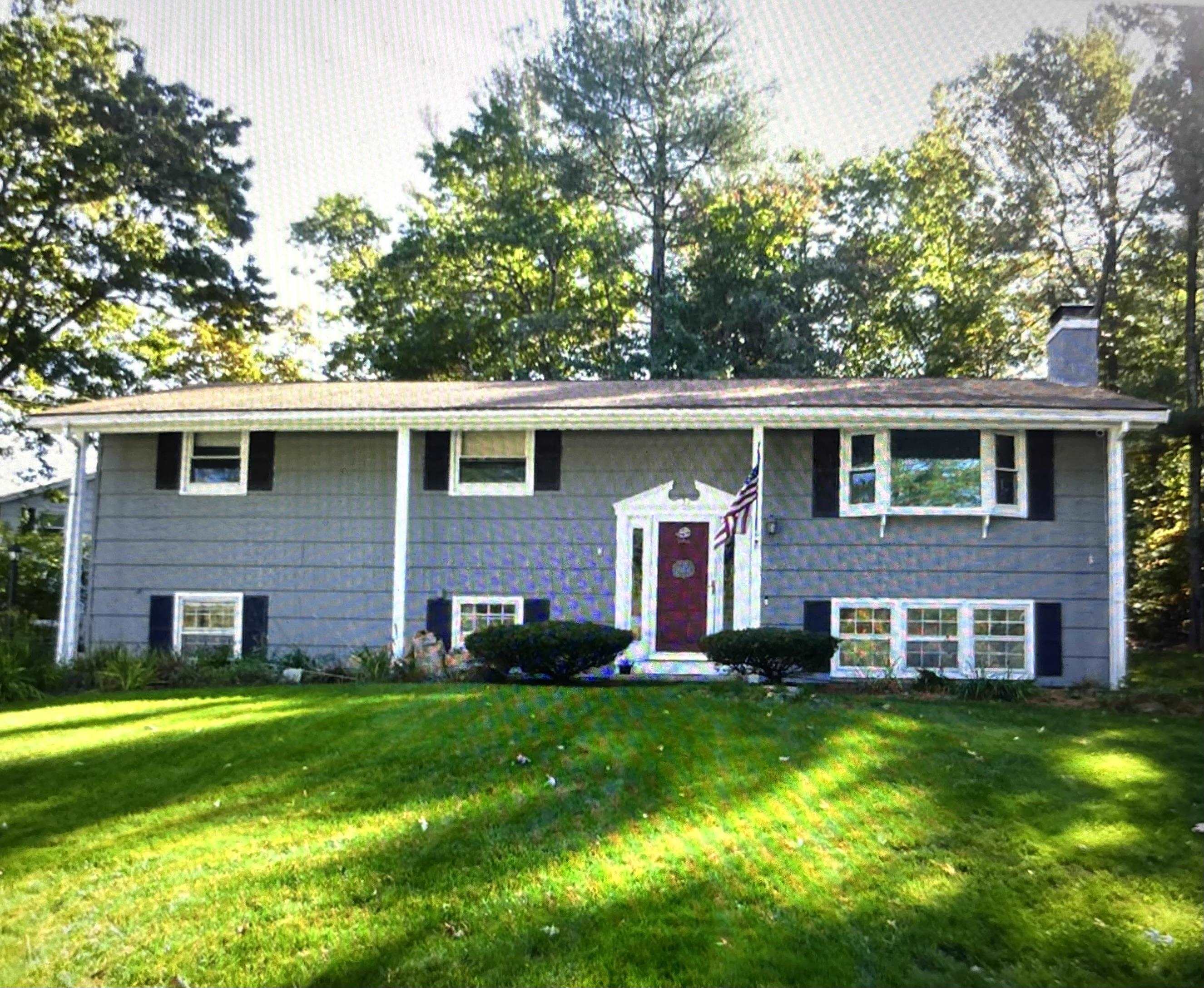 3 Norwich Road Nashua, NH 03062 - Photo 1 of 25