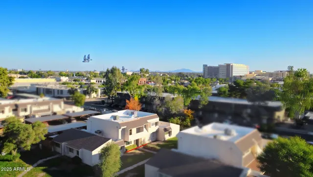 a picture of a city view