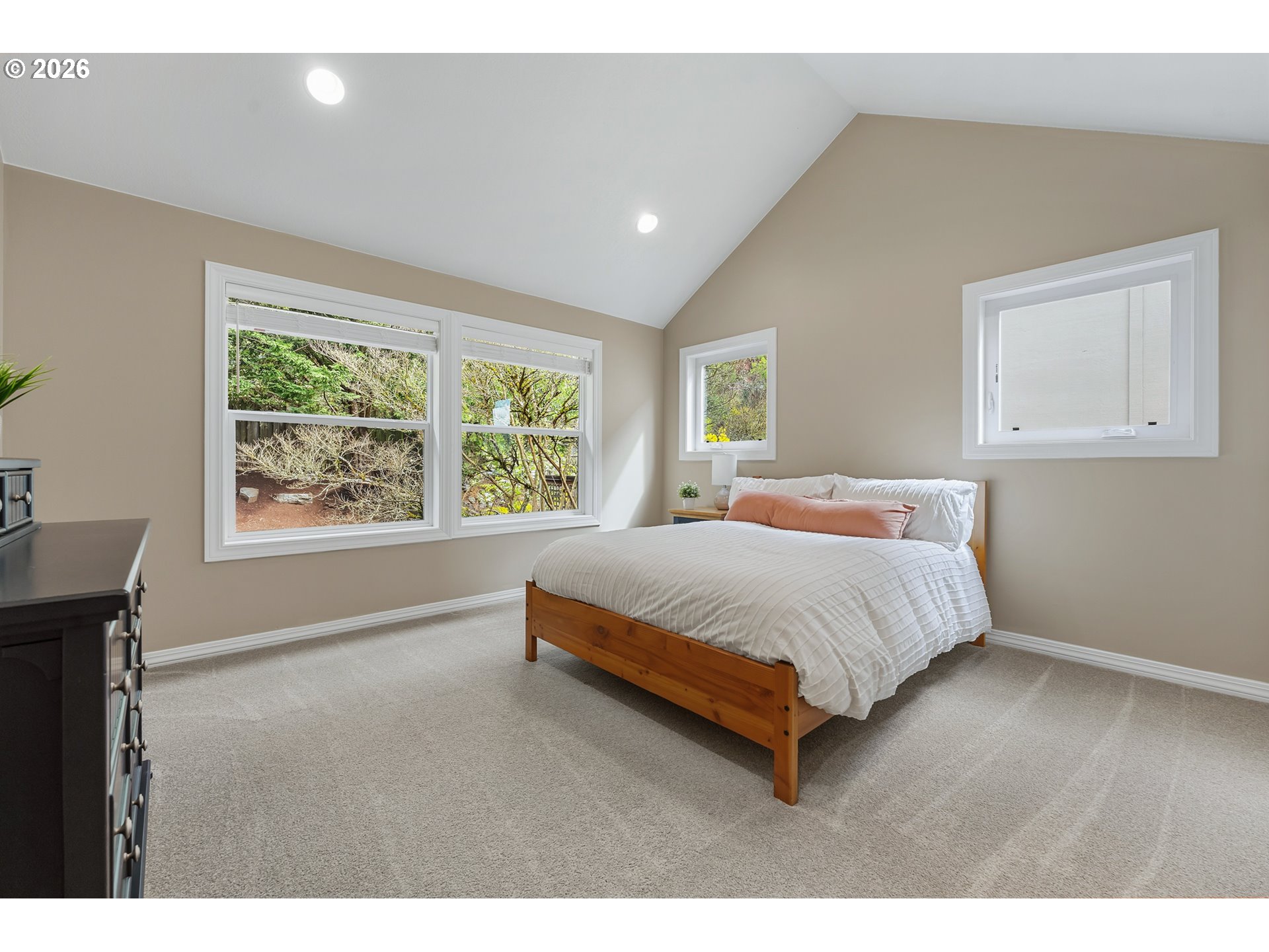 5707 Ridgetop Court Lake Oswego, OR 97035 - Photo 36 of 48 Gallery Image 36