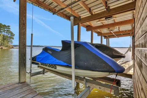 $995,000 | 334 Sunset Drive, Livingston, TX 77351