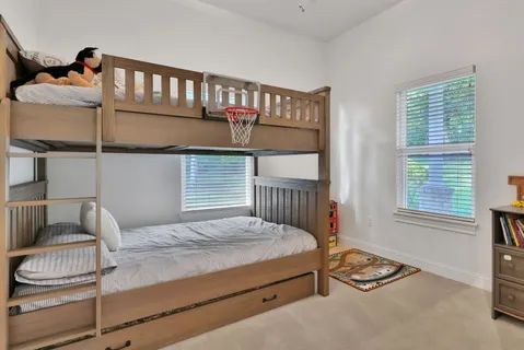 $995,000 | 334 Sunset Drive, Livingston, TX 77351