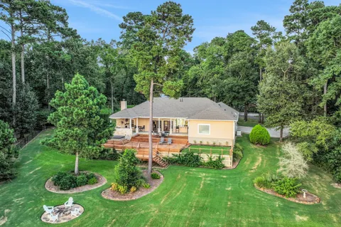 $995,000 | 334 Sunset Drive, Livingston, TX 77351