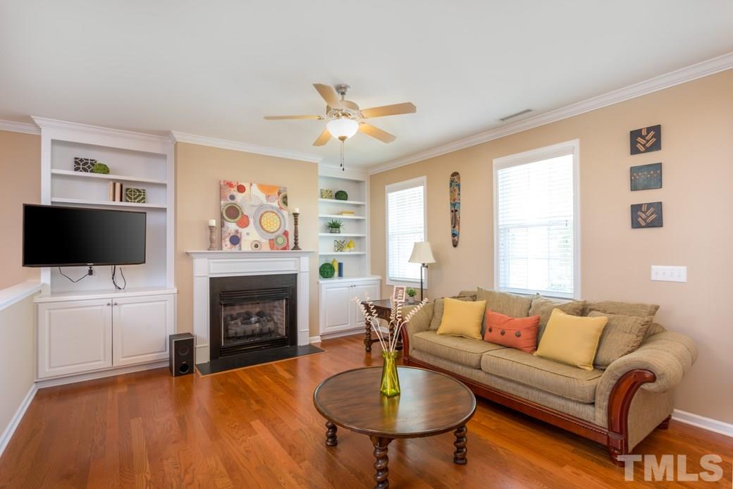 2647 Cloud Mist Circle Raleigh, NC 27614 - Photo 3 of 12 Gallery Image 3