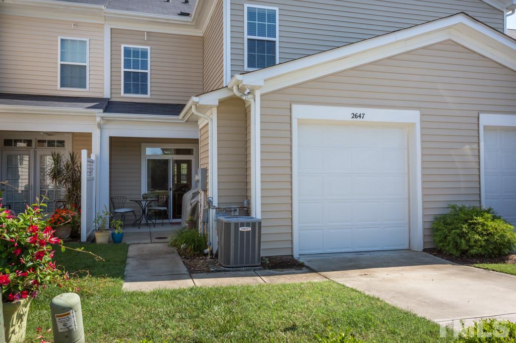 2647 Cloud Mist Circle Raleigh, NC 27614 - Photo 10 of 12 Gallery Image 10