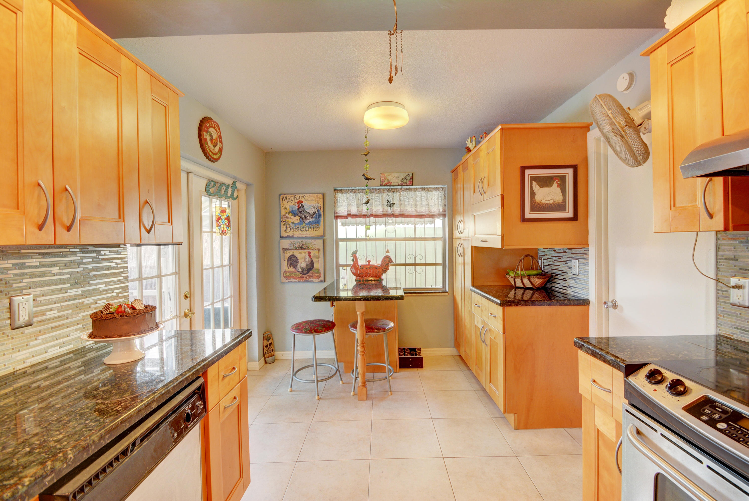 22349 Southwest 65th Avenue Boca Raton, FL 33428 - Photo 16 of 40 STL_3847_48_49_50_51