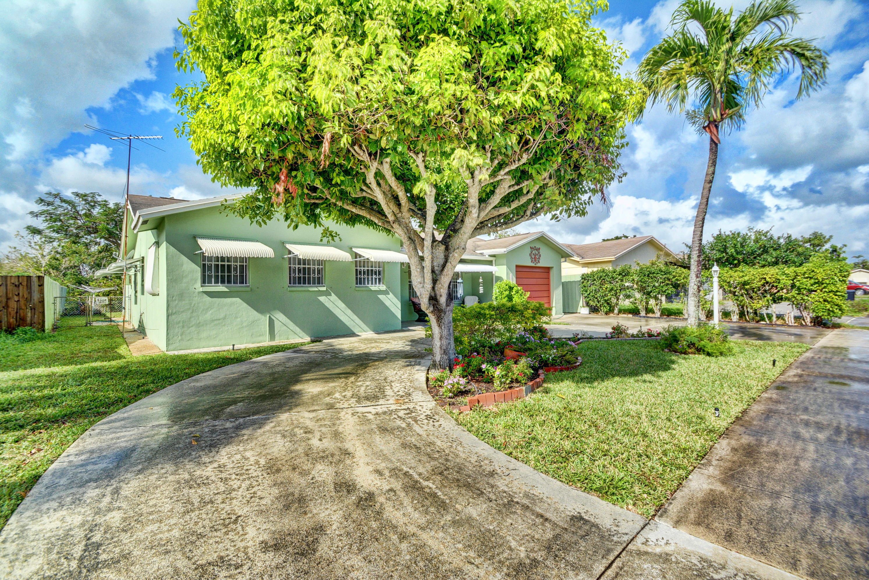 22349 Southwest 65th Avenue Boca Raton, FL 33428 - Photo 2 of 40 front