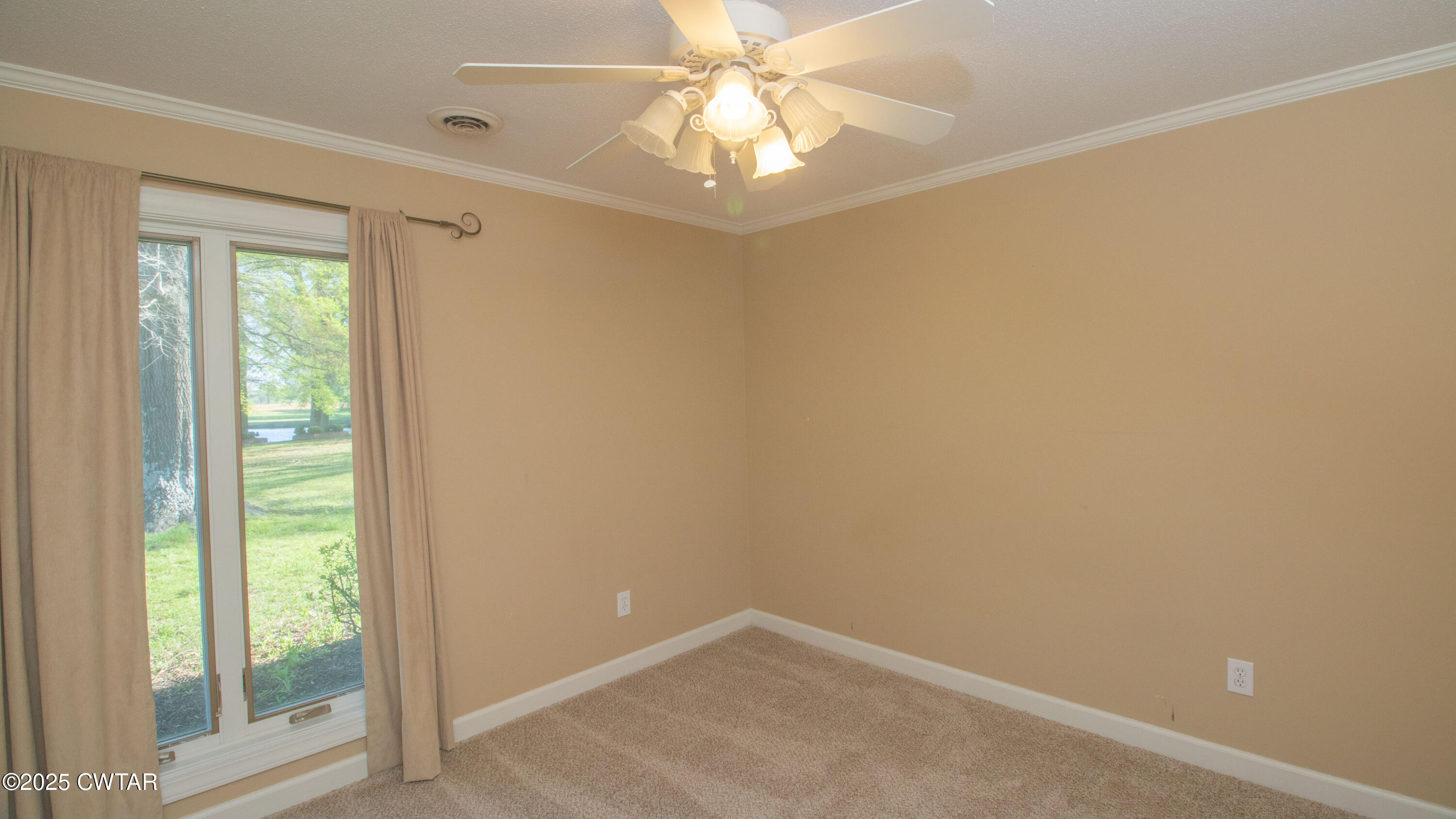 23 Forked Oak Road Humboldt, TN 38343 - Photo 46 of 90 a view of an empty room with a window