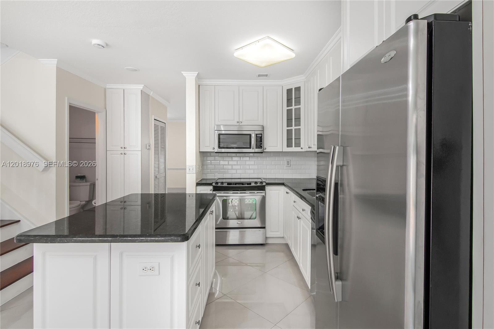 7773 Southwest 94th Lane Miami, FL 33156 - Photo 12 of 35 Photo 12