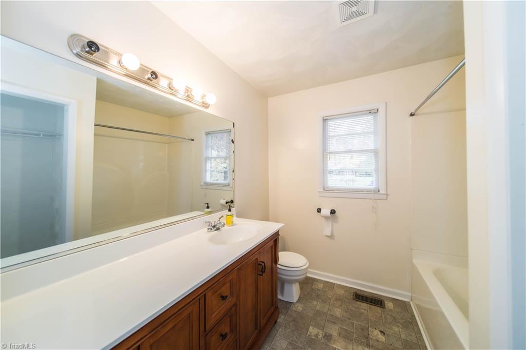 6940 Blenheim Court Rural Hall, NC 27045 - Photo 16 of 26 Gallery Image 16