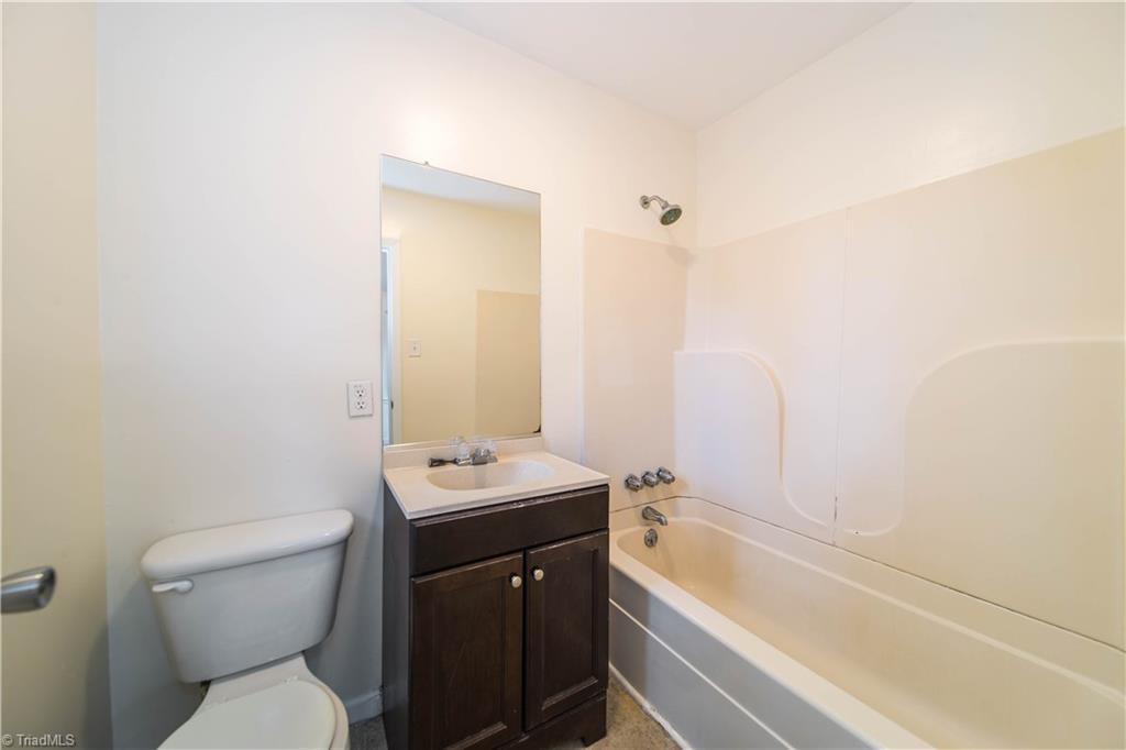 6940 Blenheim Court Rural Hall, NC 27045 - Photo 23 of 26 Gallery Image 23