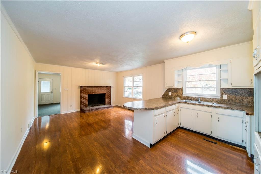 6940 Blenheim Court Rural Hall, NC 27045 - Photo 4 of 26 Gallery Image 4