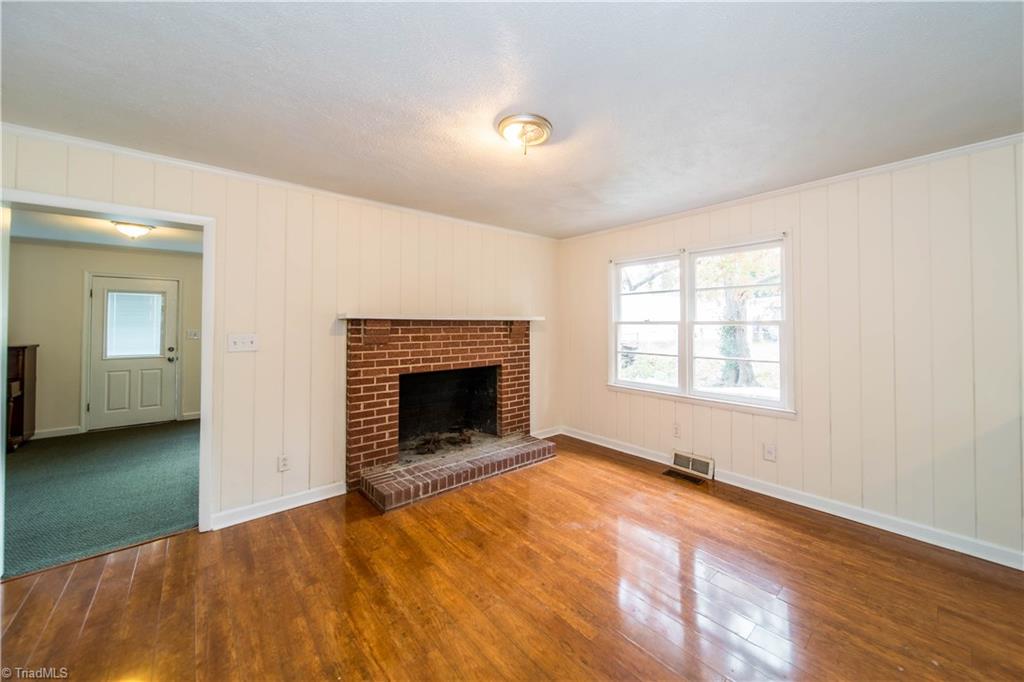 6940 Blenheim Court Rural Hall, NC 27045 - Photo 6 of 26 Gallery Image 6
