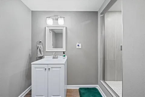 $320,000 | 8008 Parkview Avenue, Kansas City, KS 66109