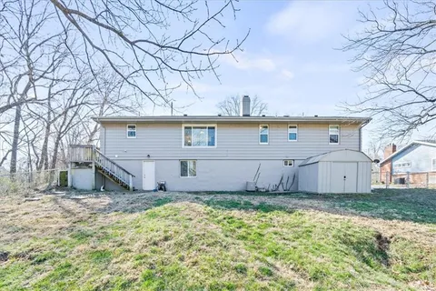 $320,000 | 8008 Parkview Avenue, Kansas City, KS 66109