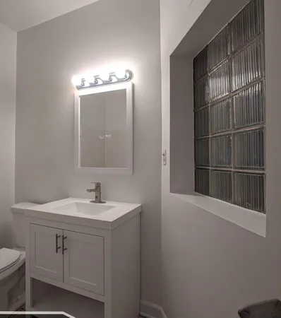 $2,795 | 2453 North Spaulding Avenue, Unit 1, Chicago, IL 60647