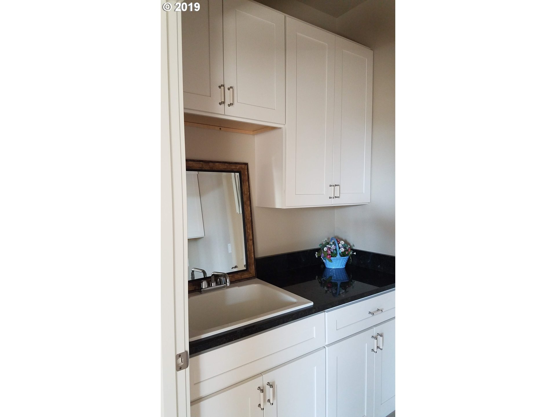 8784 Portland Road Northeast Salem, OR 97305 - Photo 22 of 30 Gallery Image 22