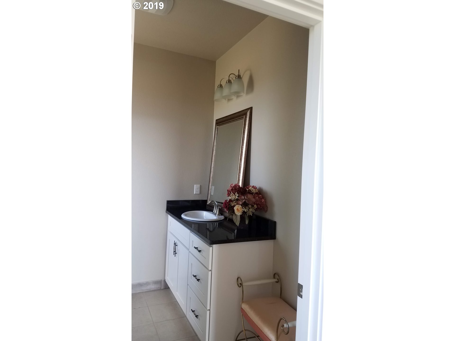 8784 Portland Road Northeast Salem, OR 97305 - Photo 23 of 30 Gallery Image 23