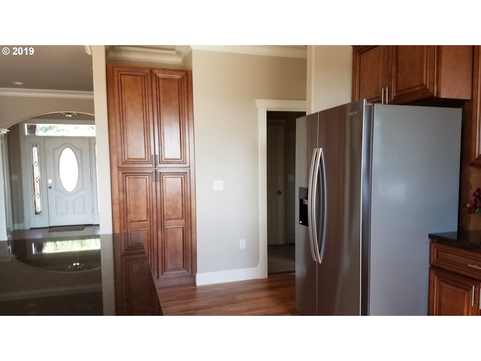 8784 Portland Road Northeast Salem, OR 97305 - Photo 7 of 30 Gallery Image 7
