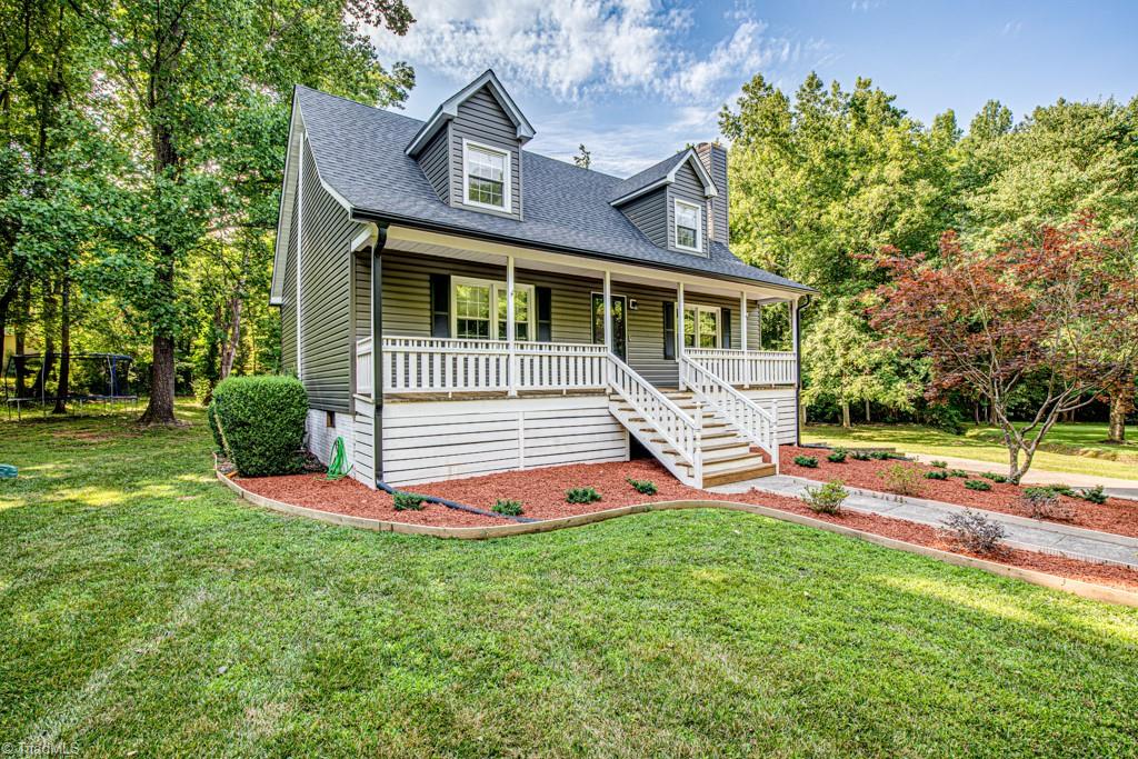 239 Raper Circle Lexington, NC 27295 - Photo 3 of 41 Gallery Image 3