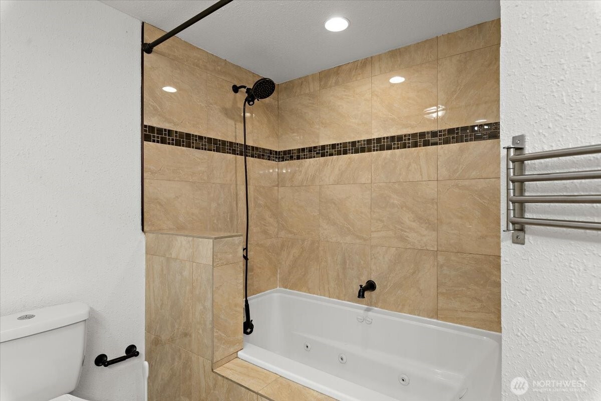 2802 Northeast 23rd Place Renton, WA 98056 - Photo 23 of 26