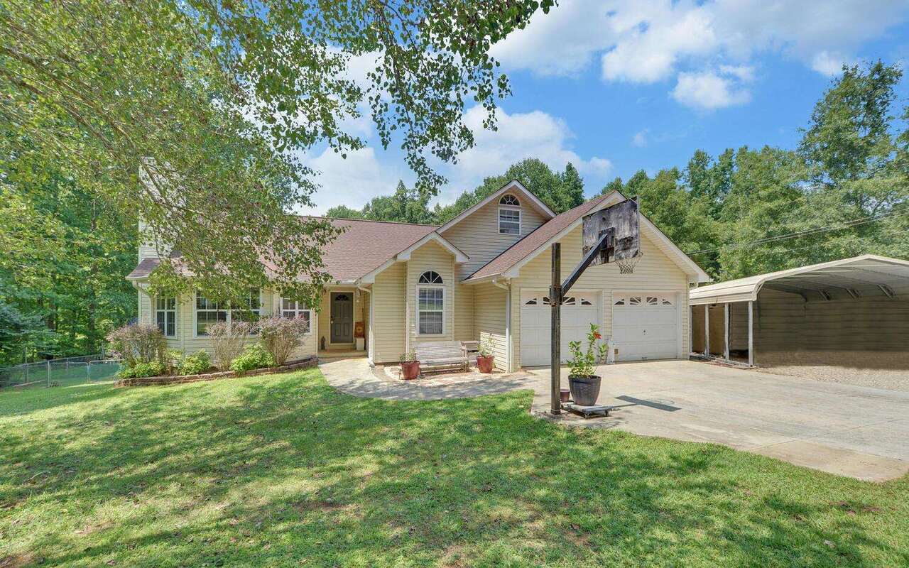 156 Cedar Ridge Drive Toccoa, GA 30577 - Photo 1 of 1 Gallery Image 1