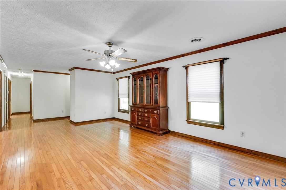 3495 County Line Road Kents Store, VA 23084 - Photo 10 of 46