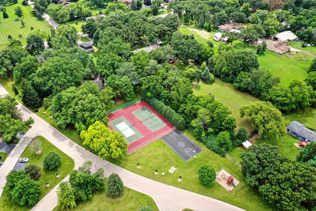 $380,000 | 4119 White Ash Road, Crystal Lake, IL 60014