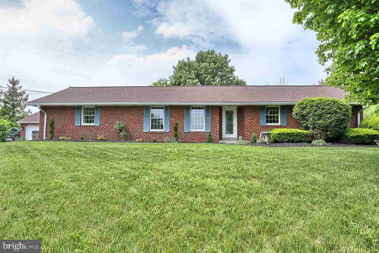 928 Alexander Spring Road Carlisle, PA 17015 - Photo 1 of 25 Gallery Image 1