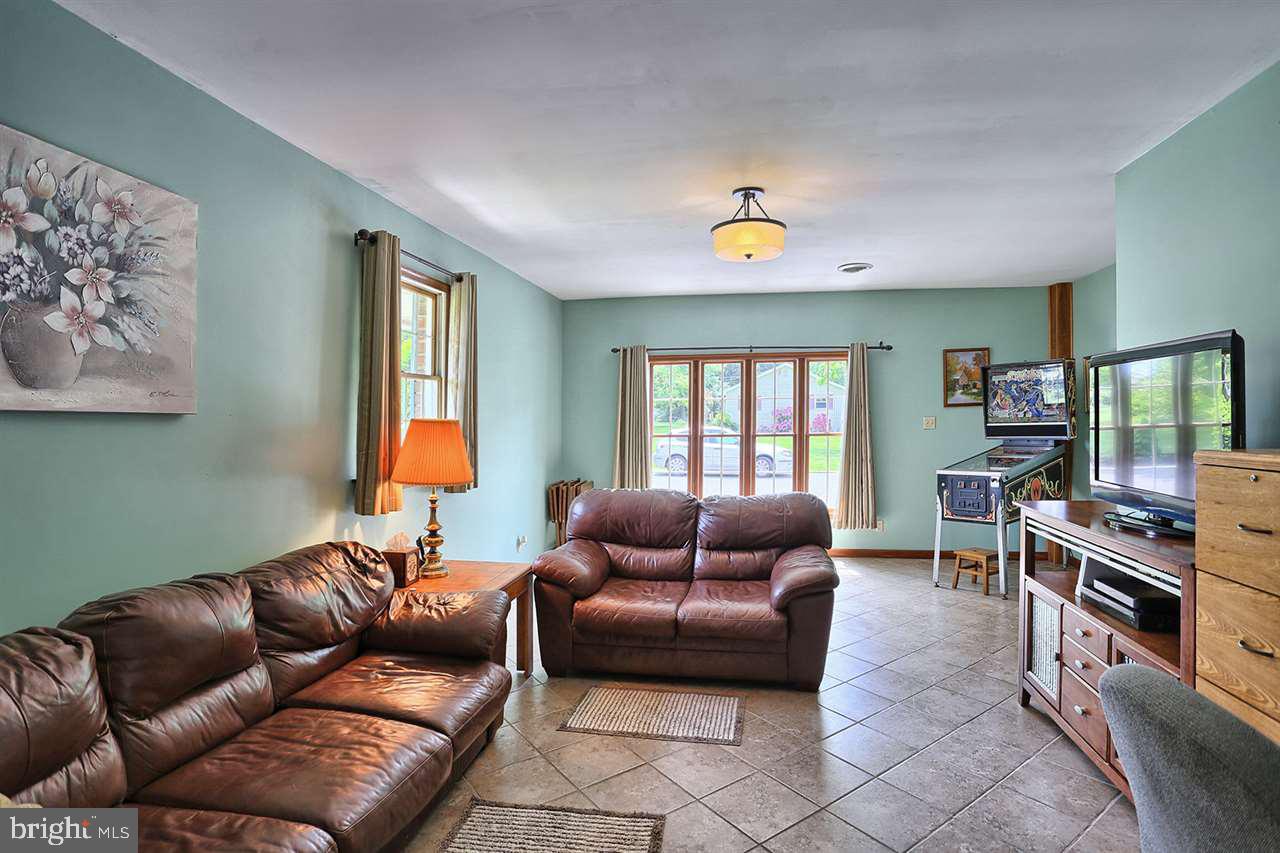 928 Alexander Spring Road Carlisle, PA 17015 - Photo 13 of 25 Gallery Image 13