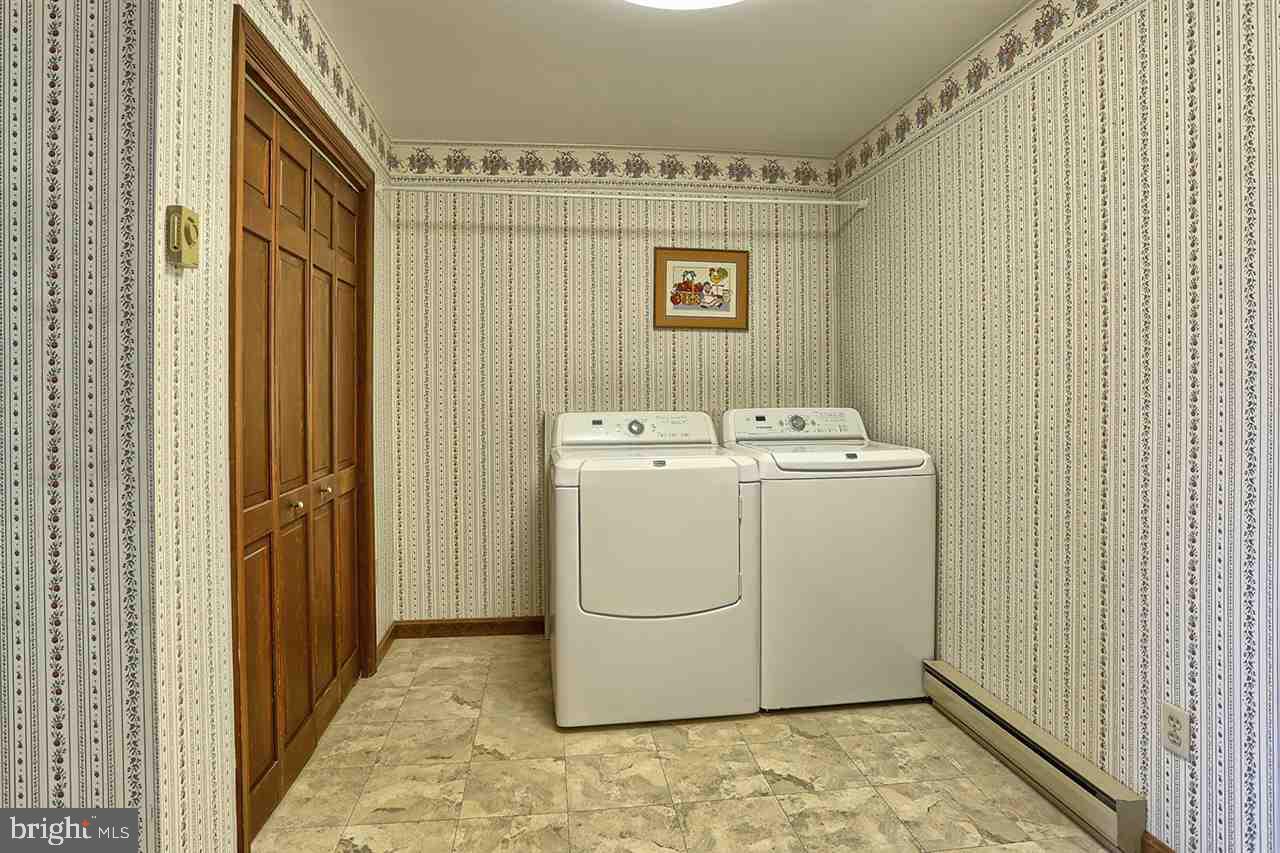 928 Alexander Spring Road Carlisle, PA 17015 - Photo 14 of 25 Gallery Image 14