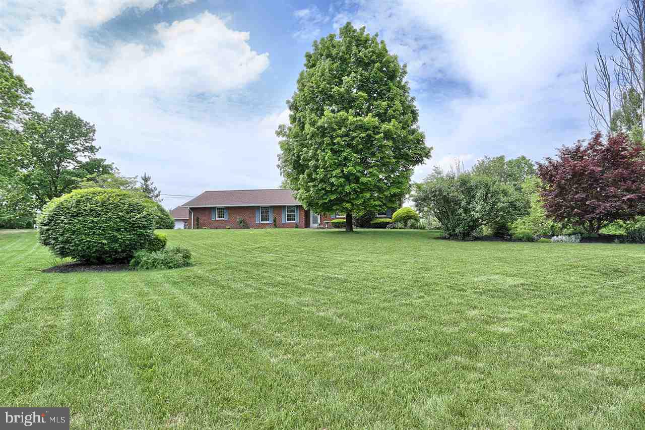 928 Alexander Spring Road Carlisle, PA 17015 - Photo 2 of 25 Gallery Image 2